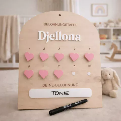 Personalisierte Belohnungstafel aus Holz für Kinder – Montessori Belohnungssystem mit Acryl-Herzen oder Sternen